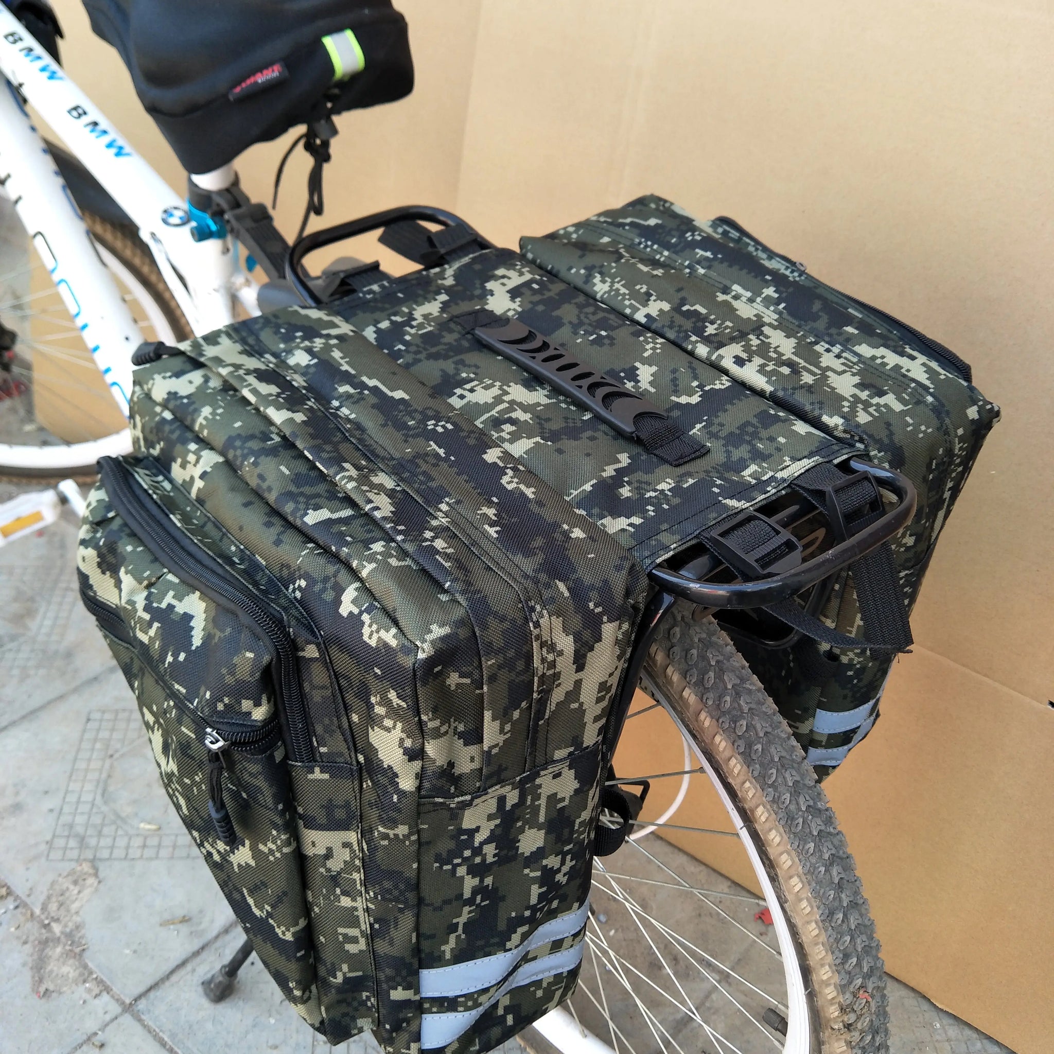 Double-Sided Trunk Bags for Cycling